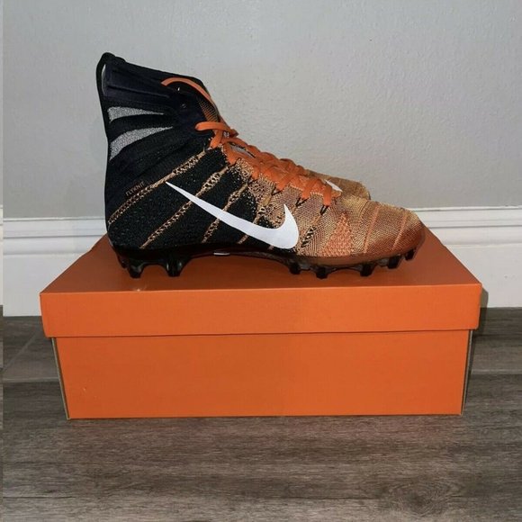 Nike Vapor Untouchable 3 Elite Football Cleat Black Orange AO3006-081 NEW IN BOX